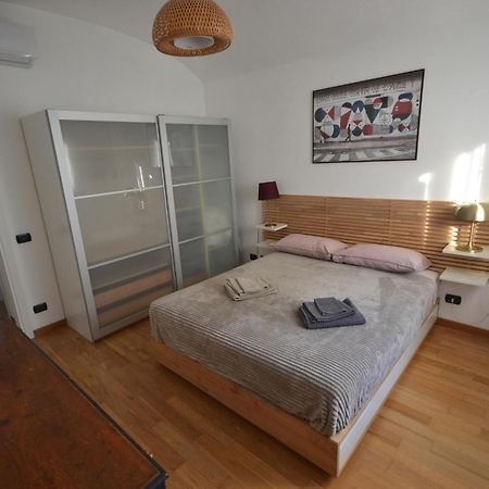 Casa Nel Borgo Vicinissima Al Centro Di Torino Apartamento Exterior foto
