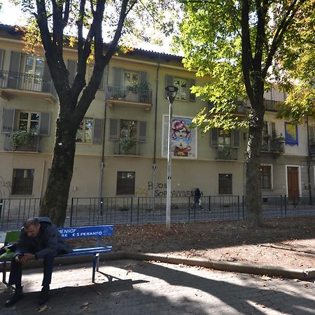 Casa Nel Borgo Vicinissima Al Centro Di Torino Apartamento Exterior foto