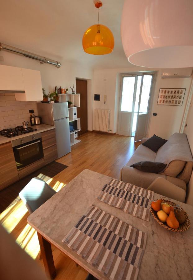 Casa Nel Borgo Vicinissima Al Centro Di Torino Apartamento Exterior foto