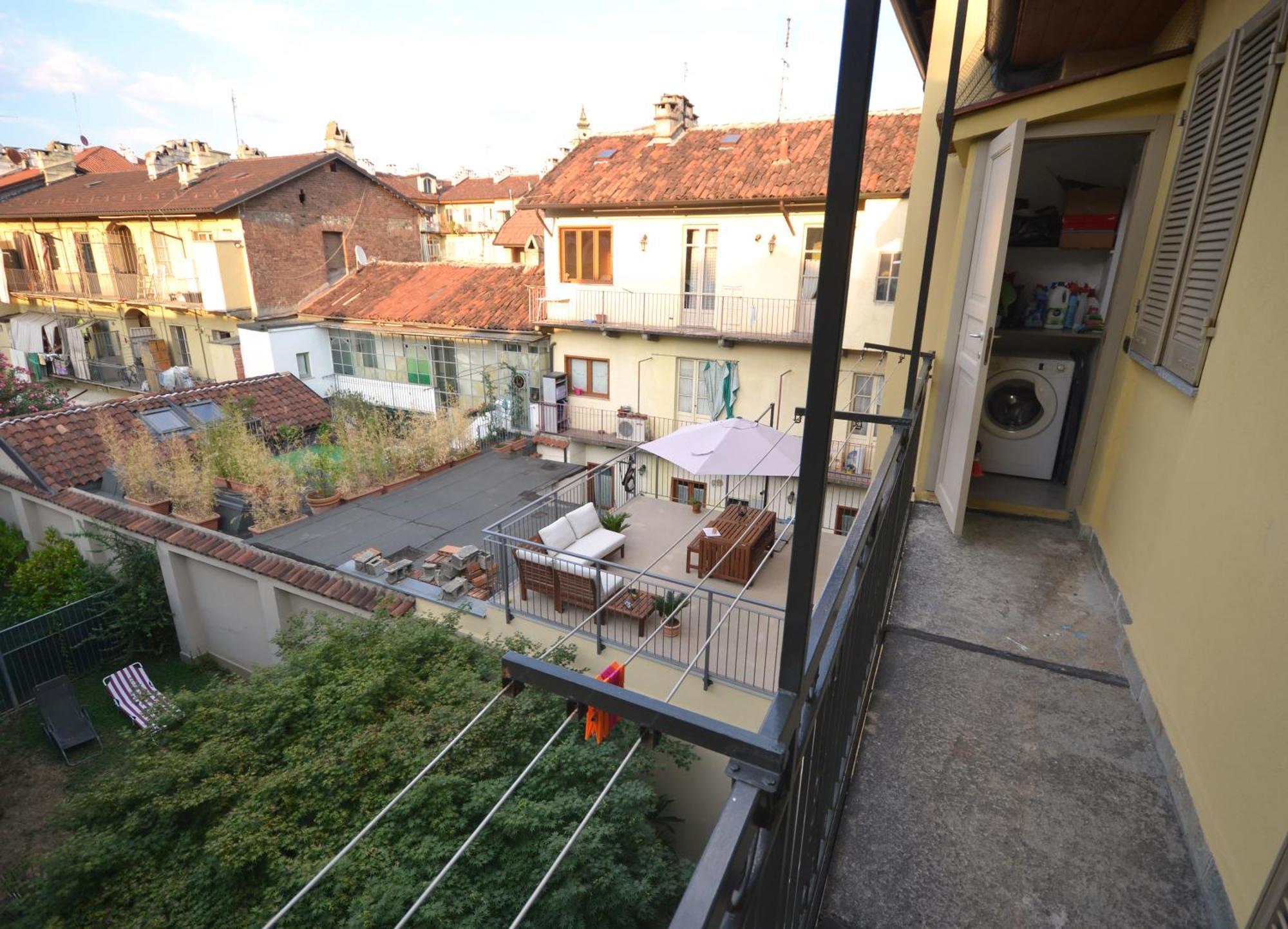 Casa Nel Borgo Vicinissima Al Centro Di Torino Apartamento Exterior foto